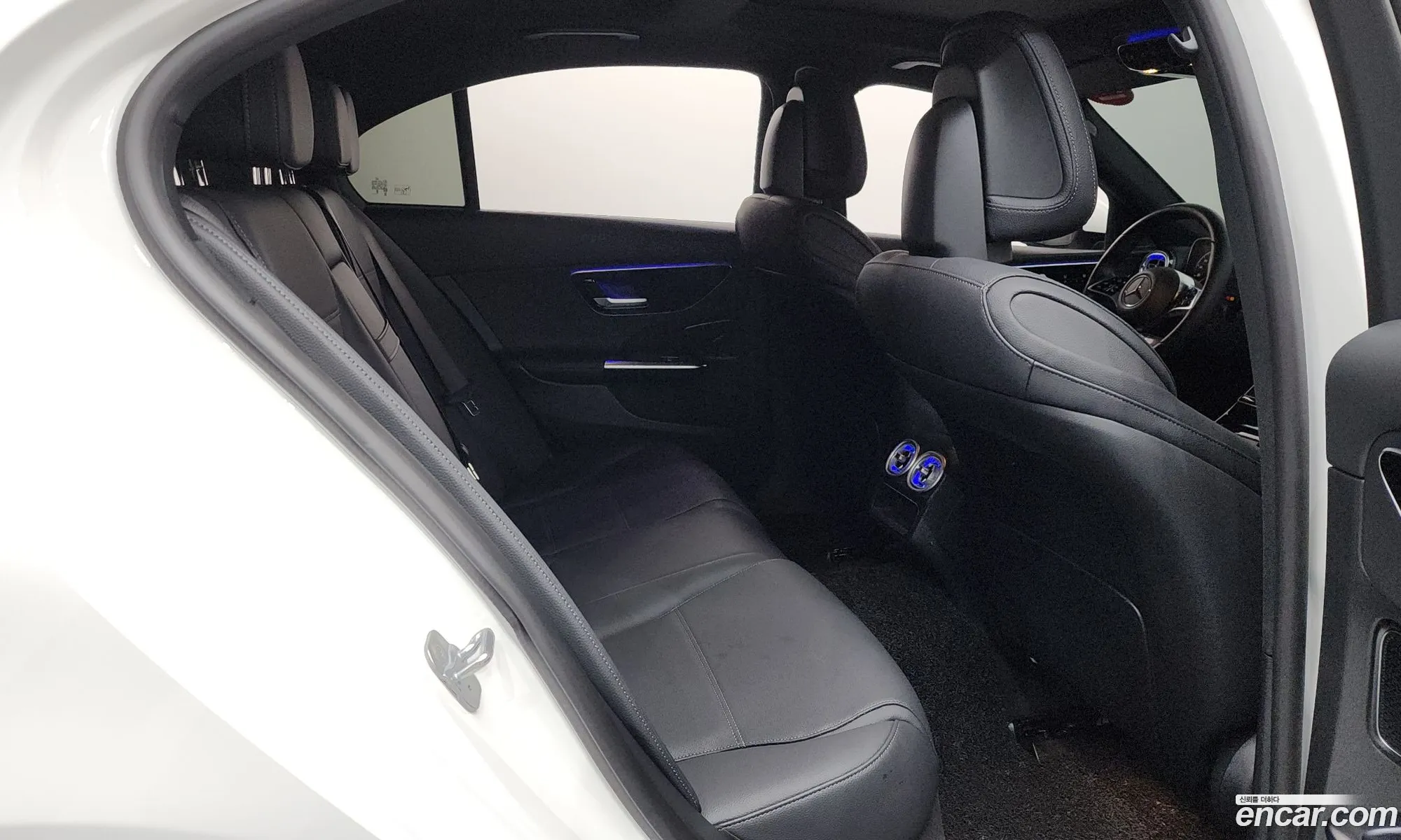 Mercedes-Benz C-Class W206 2024 — 26