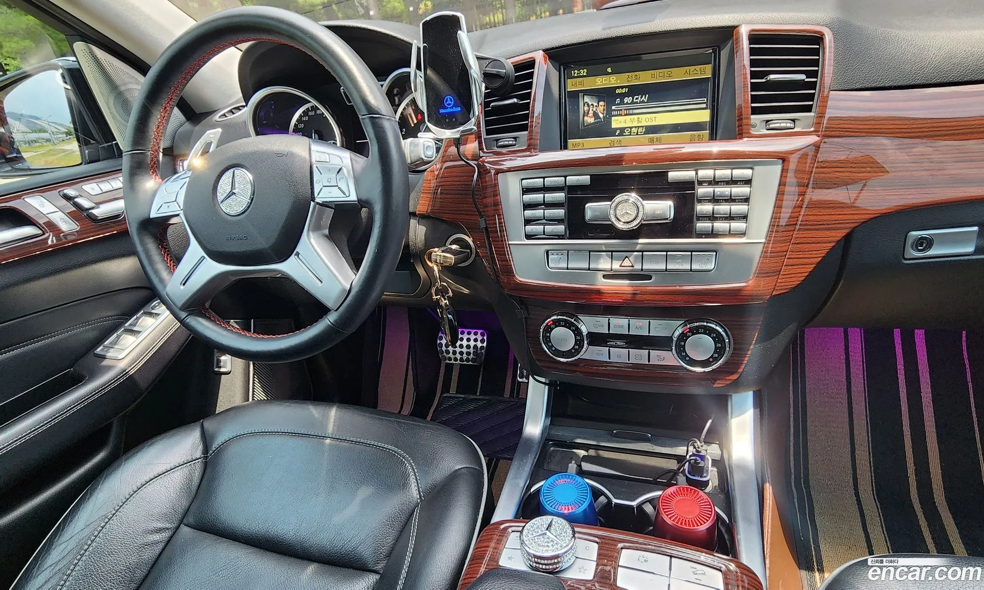 Mercedes-Benz M-Class W166 2012 — 11