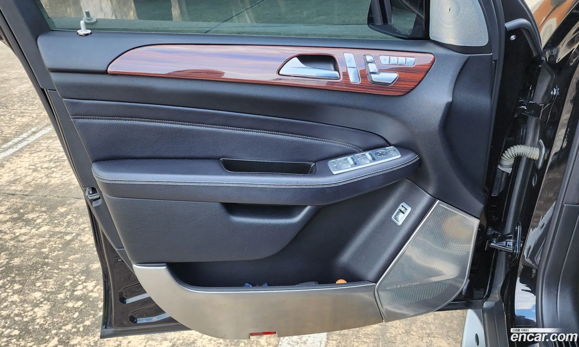 Mercedes-Benz M-Class W166 2012 — 5