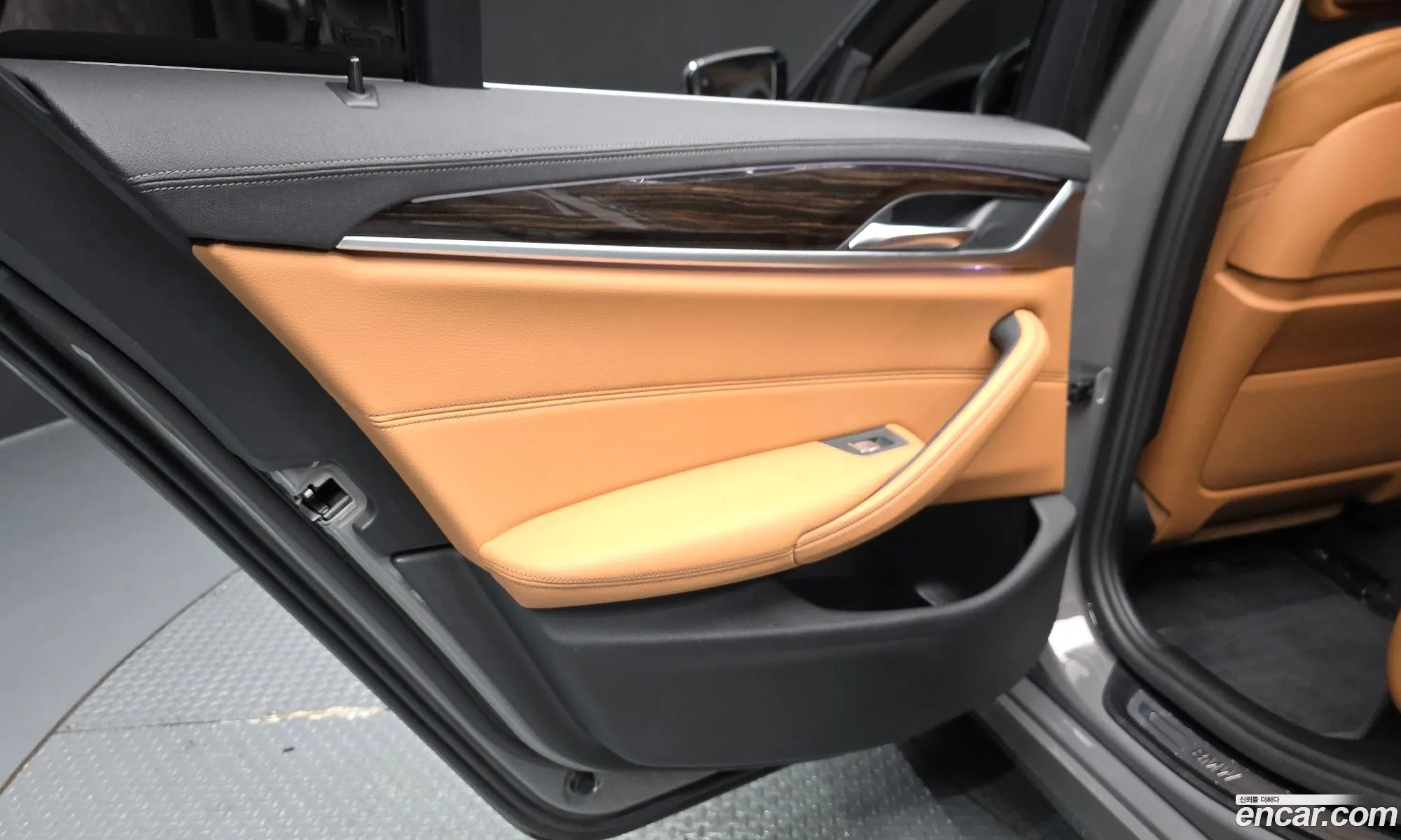BMW 5 Series 2020 — 19