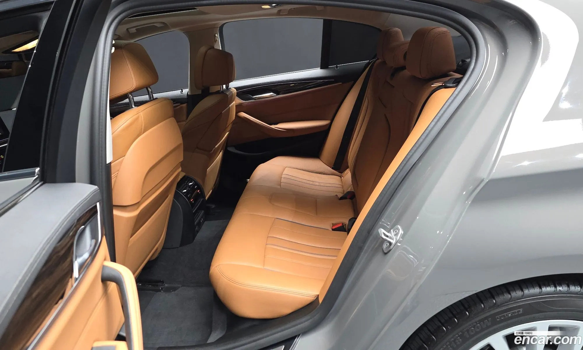 BMW 5 Series 2020 — 23