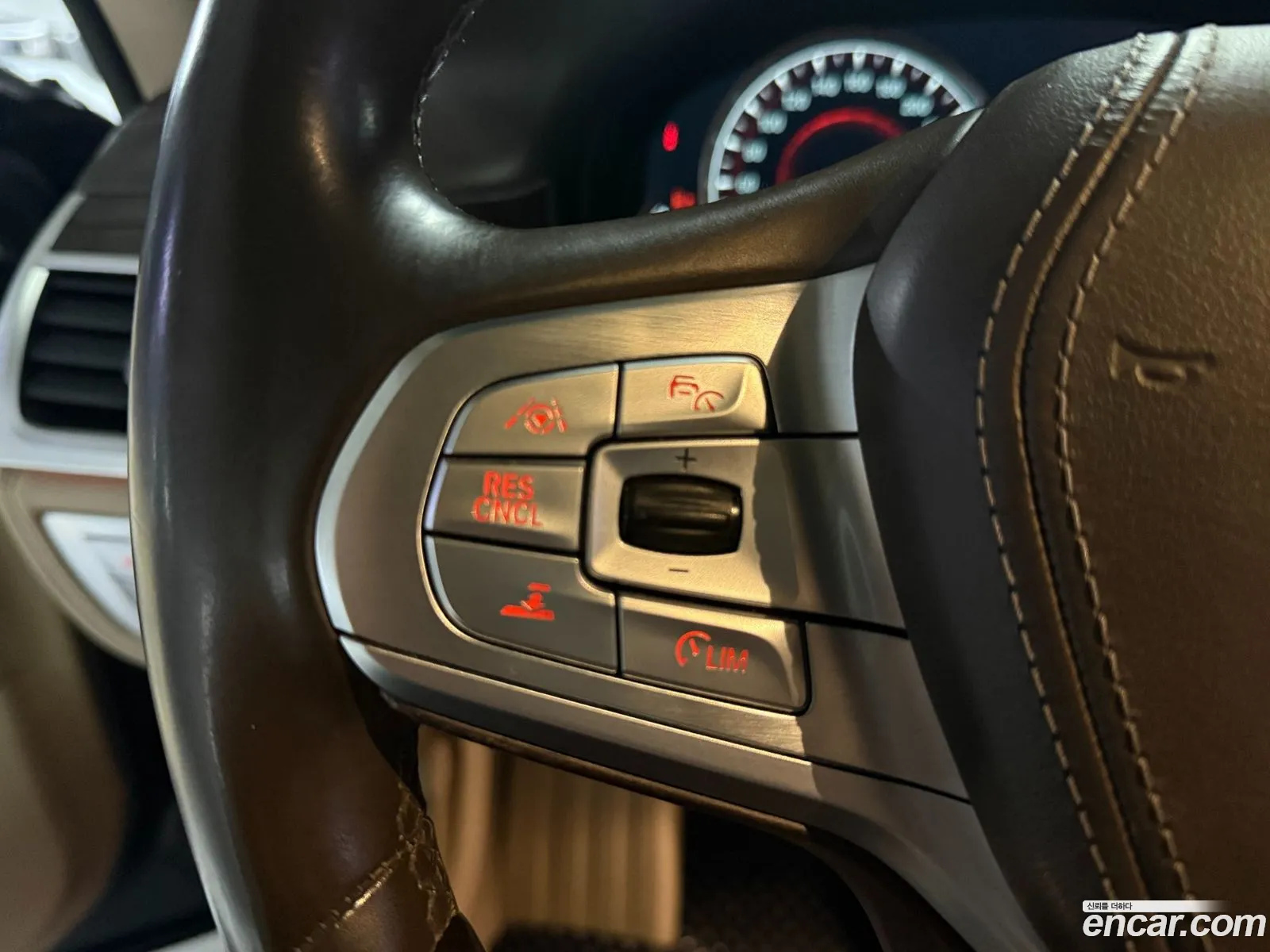 BMW 7 Series 2015 — 16