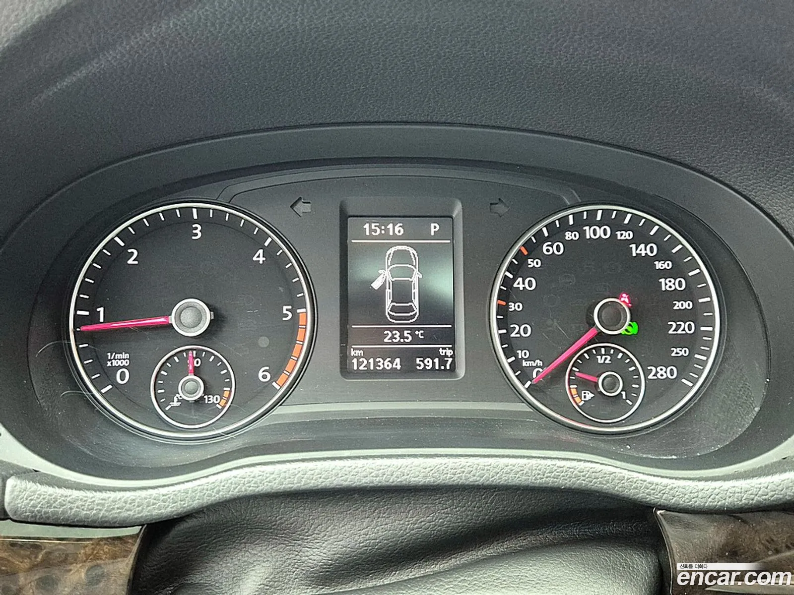 Volkswagen Passat 2015 — 13
