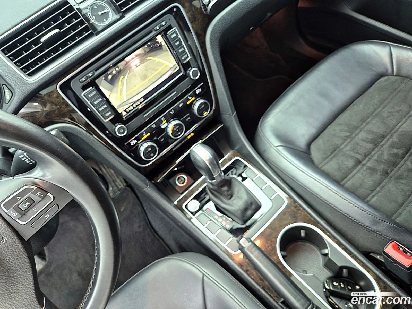 Volkswagen Passat 2015 — 14
