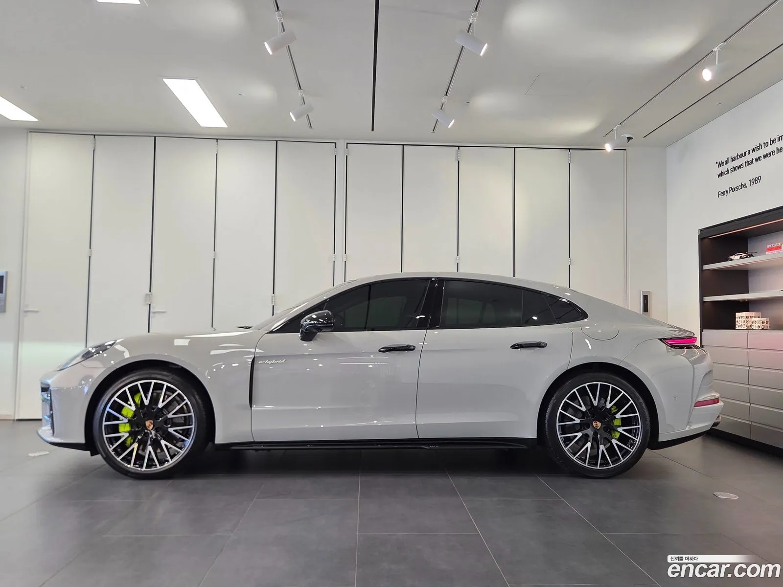 Porsche Panamera 2025 — 8