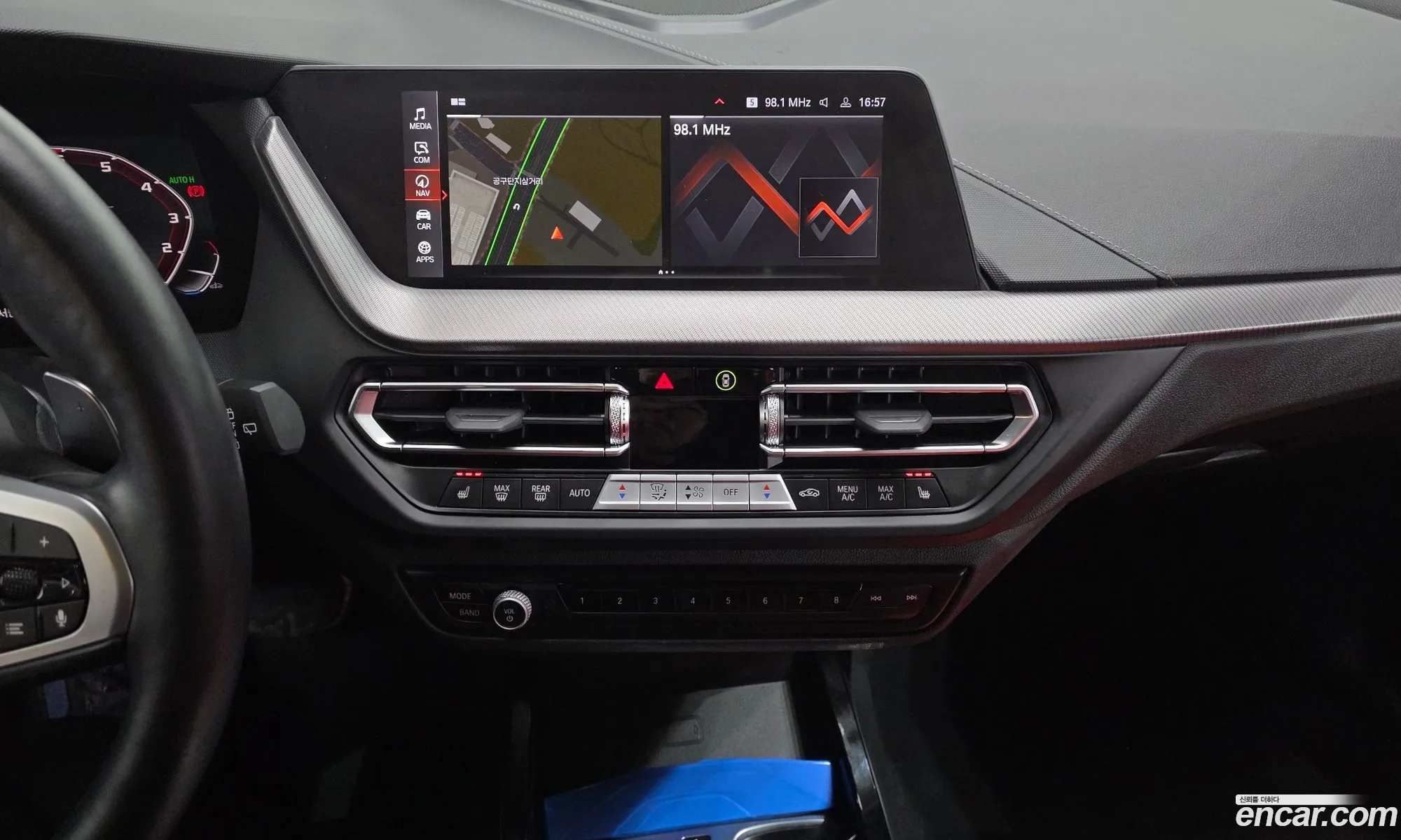 BMW 1 Series 2023 — 22