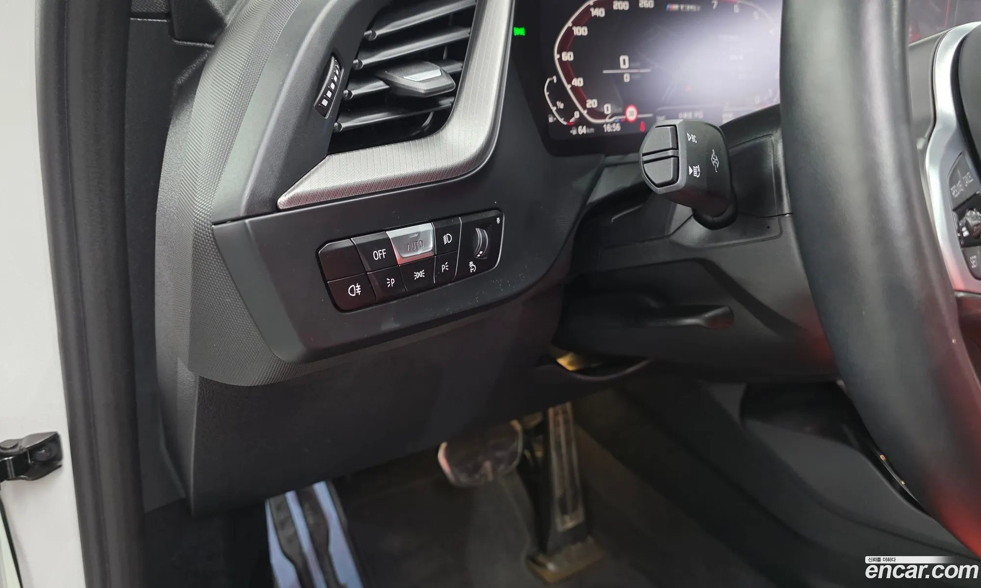 BMW 1 Series 2023 — 17