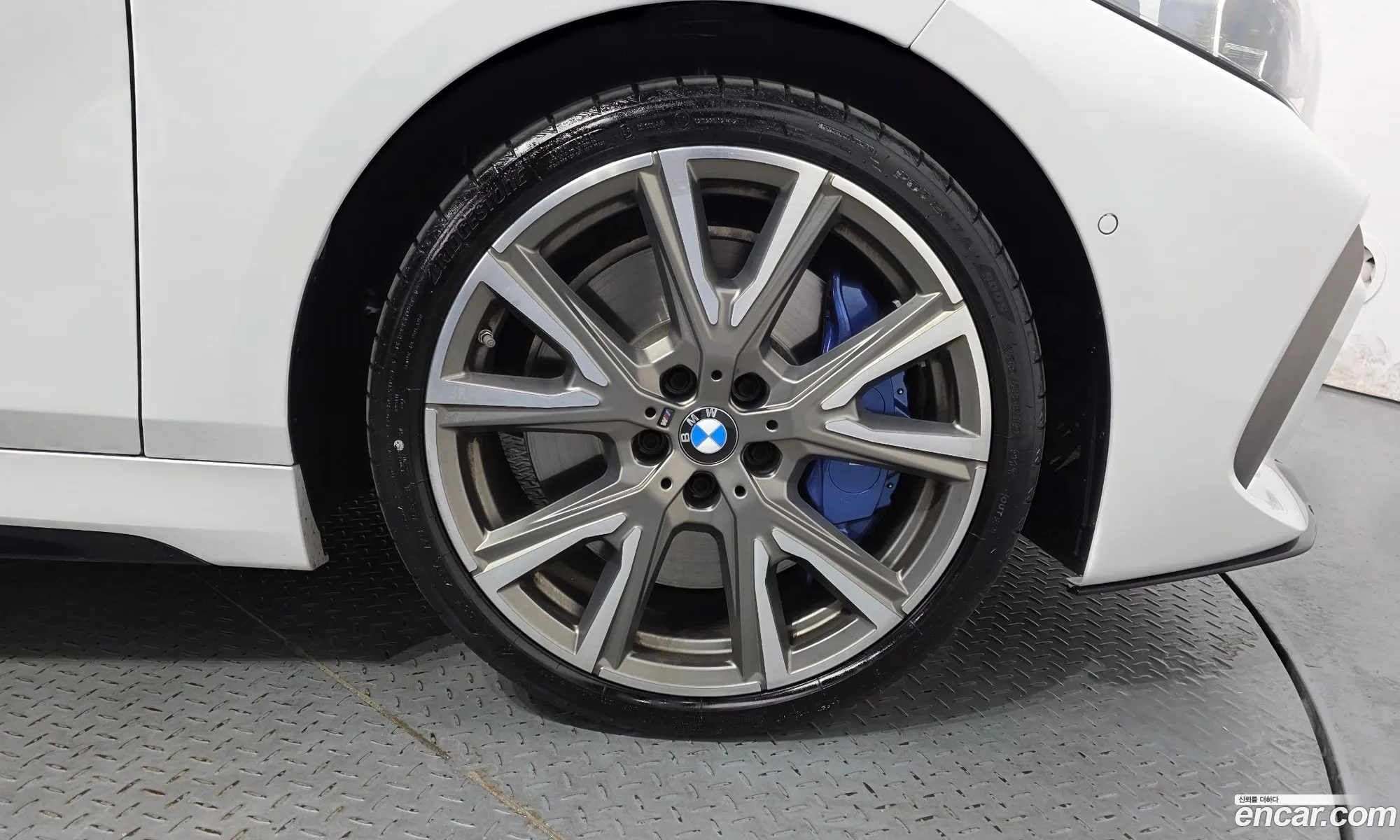 BMW 1 Series 2023 — 8