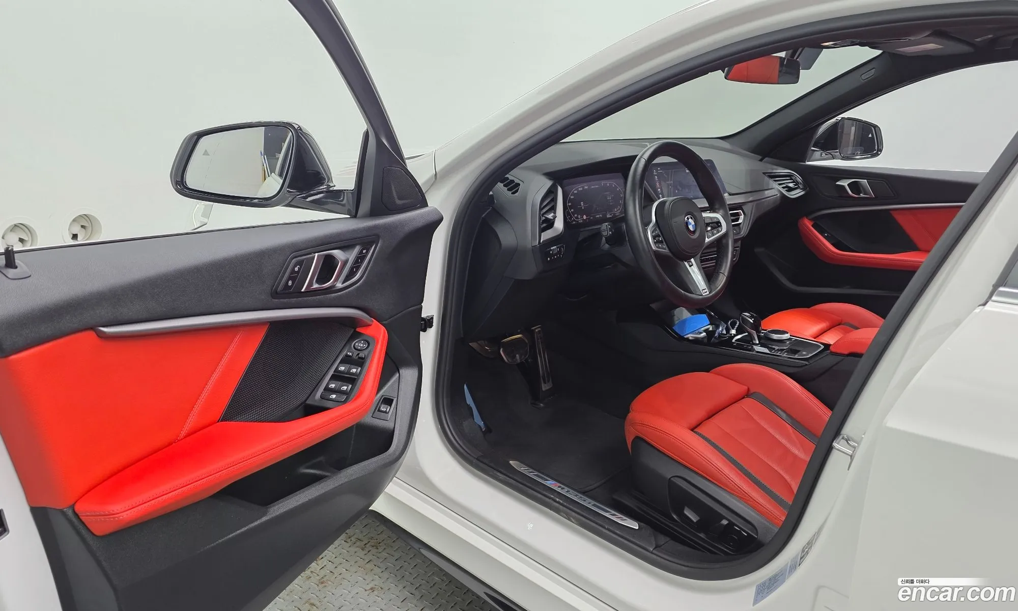 BMW 1 Series 2023 — 30