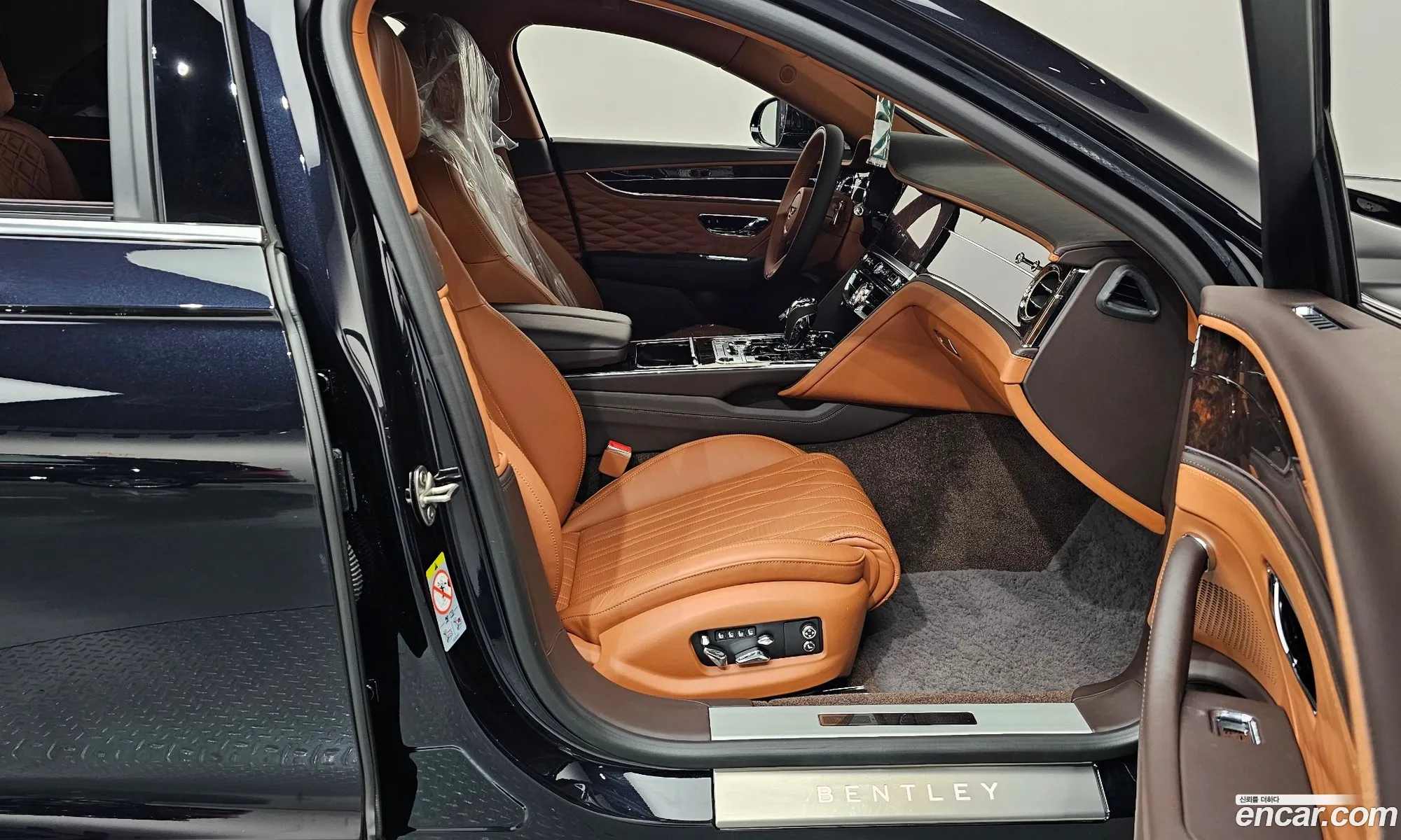 Bentley Flying Spur 2022 SCBBG53S8NC091199 — 18