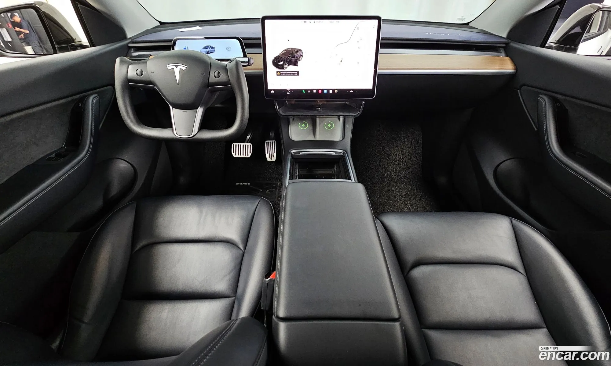 Tesla Model Y 2021 5YJYGDEE4MF177121 — 7
