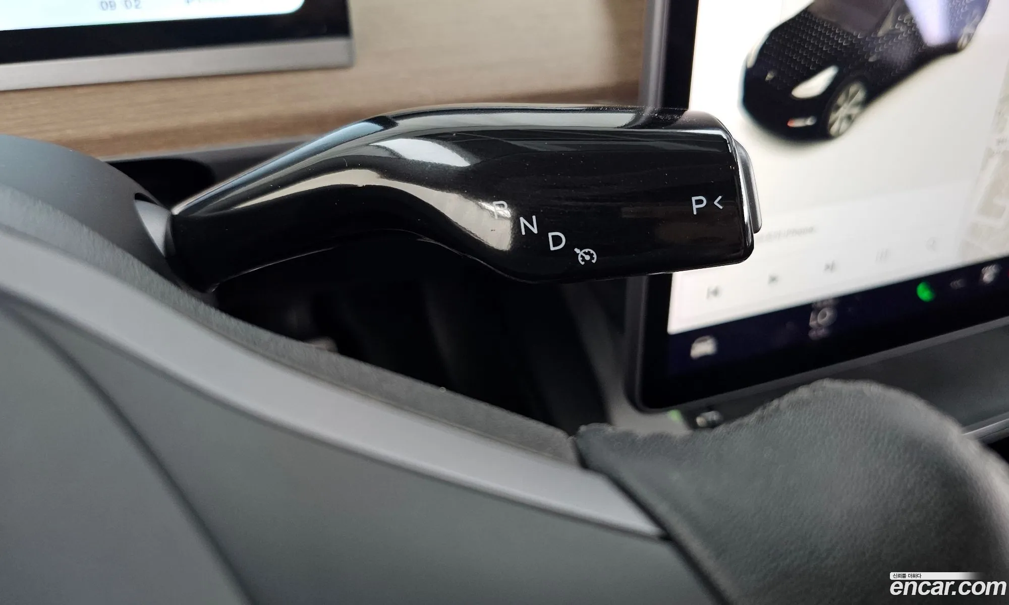 Tesla Model Y 2021 5YJYGDEE4MF177121 — 11