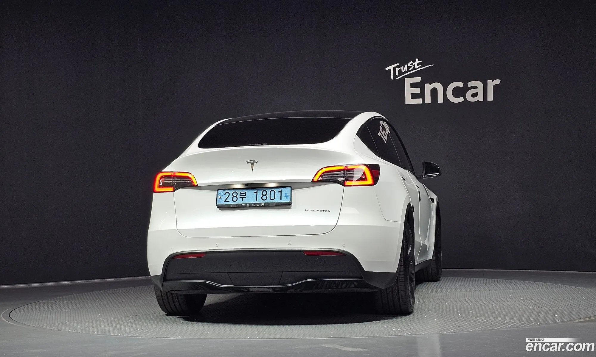 Tesla Model Y 2021 5YJYGDEE4MF177121 — 6
