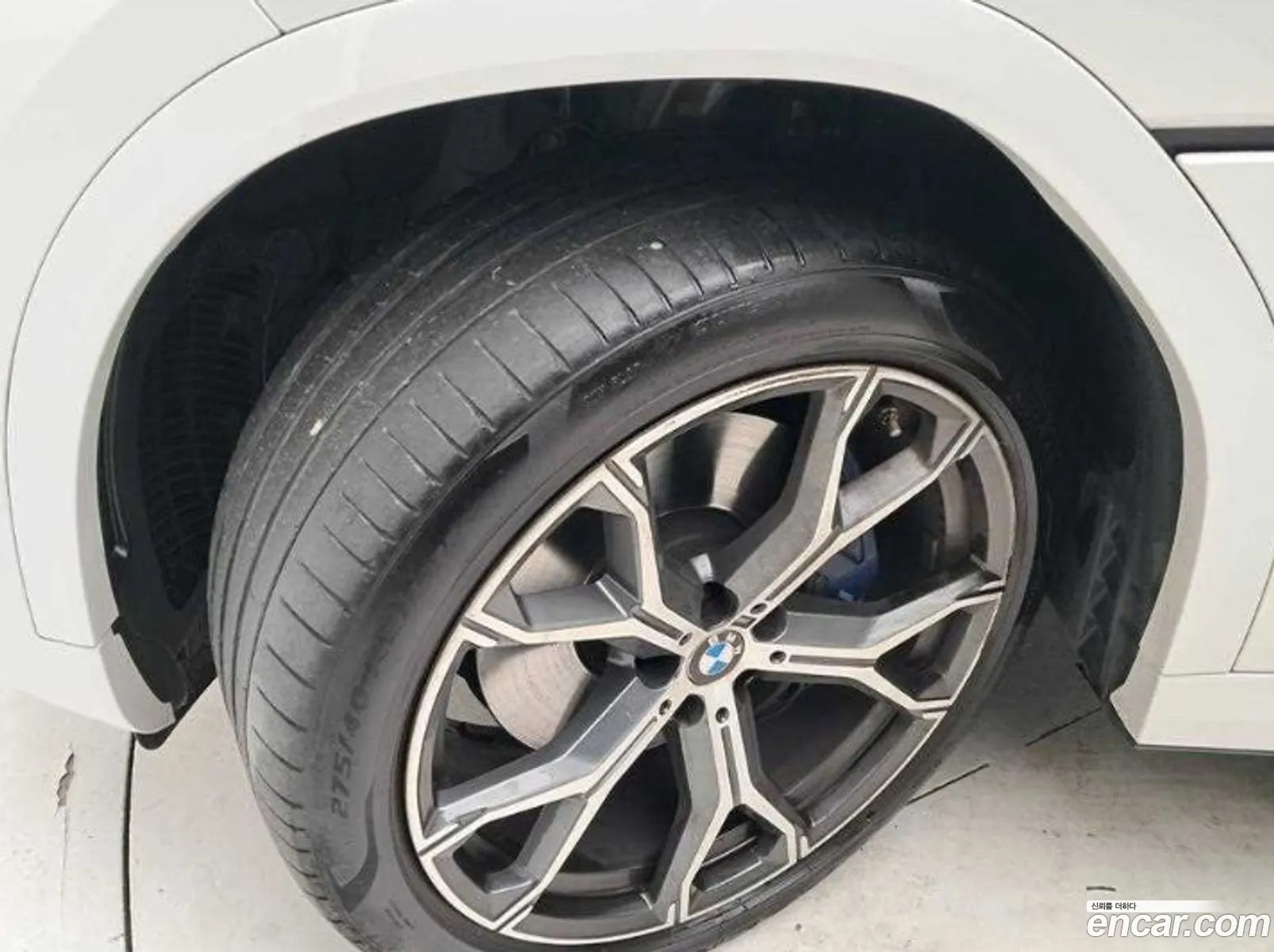 BMW X6 2021 — 10