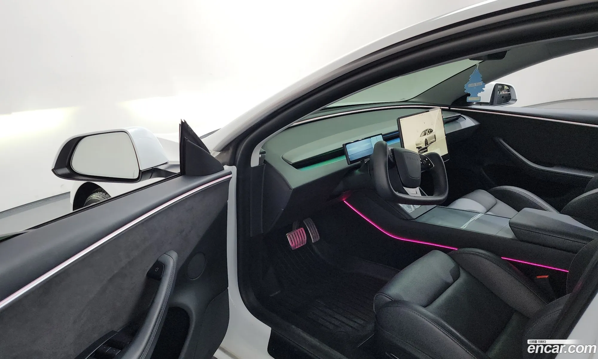 Tesla Model 3 2024 11111111111111111 — 16