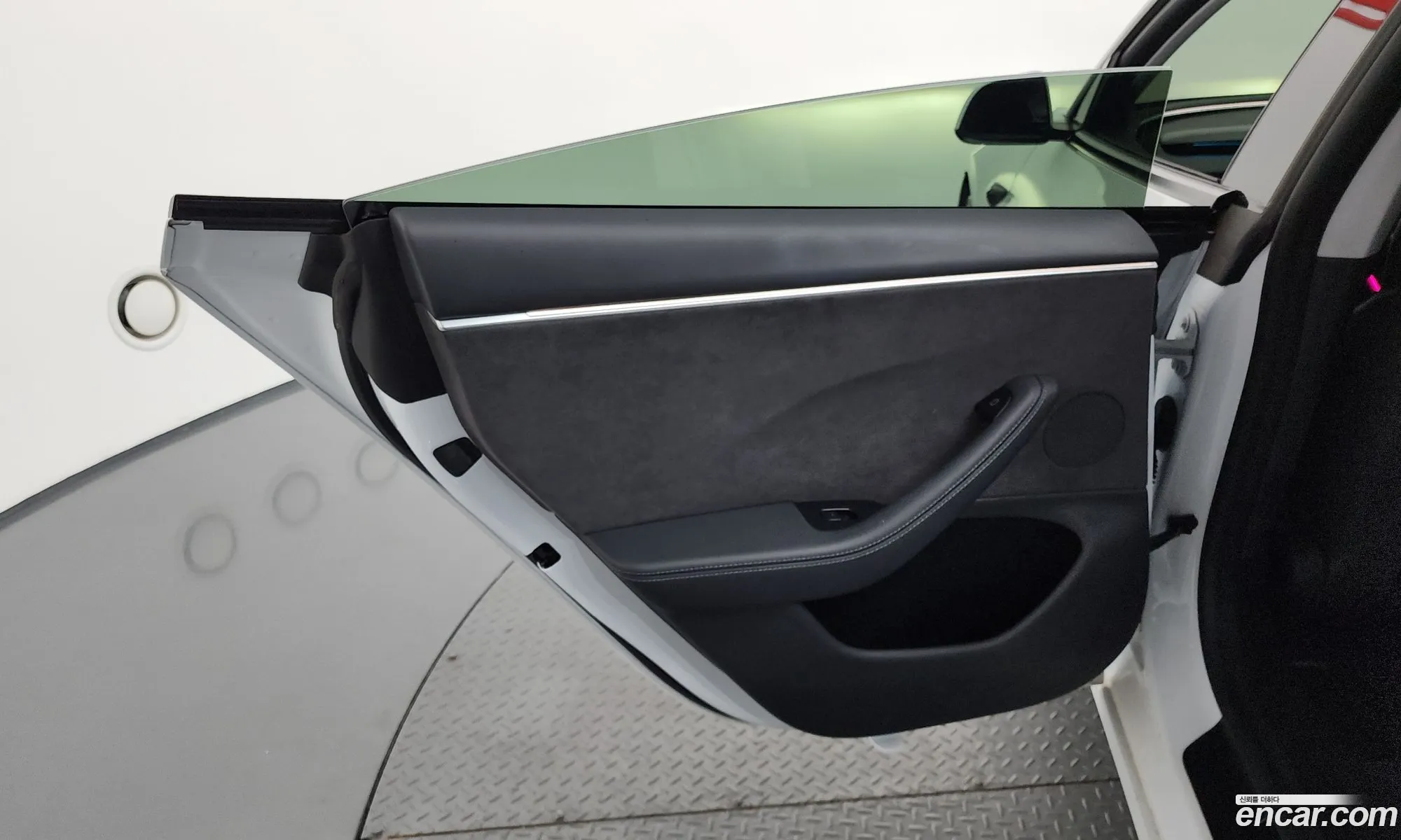 Tesla Model 3 2024 11111111111111111 — 6