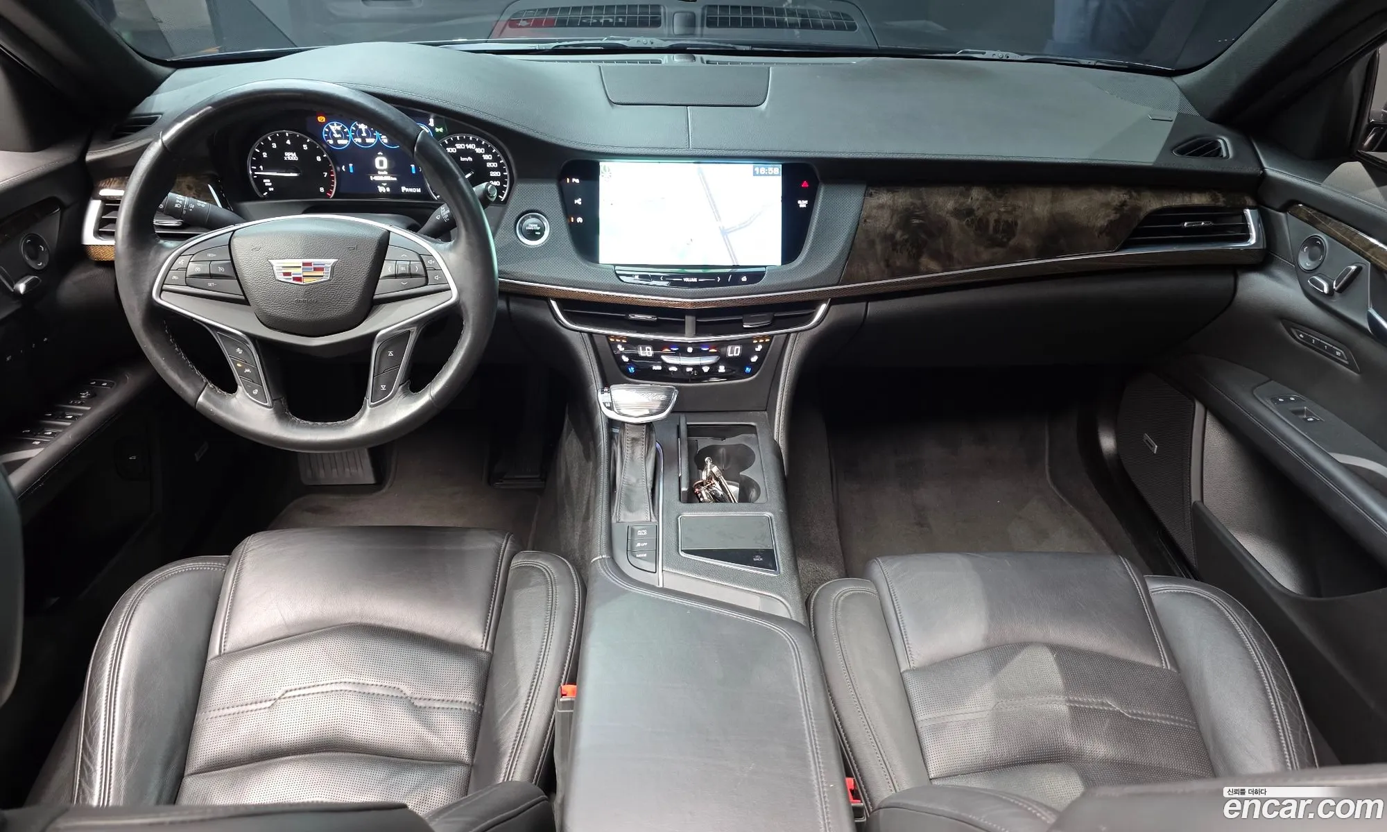 Cadillac CT6 2016 — 15