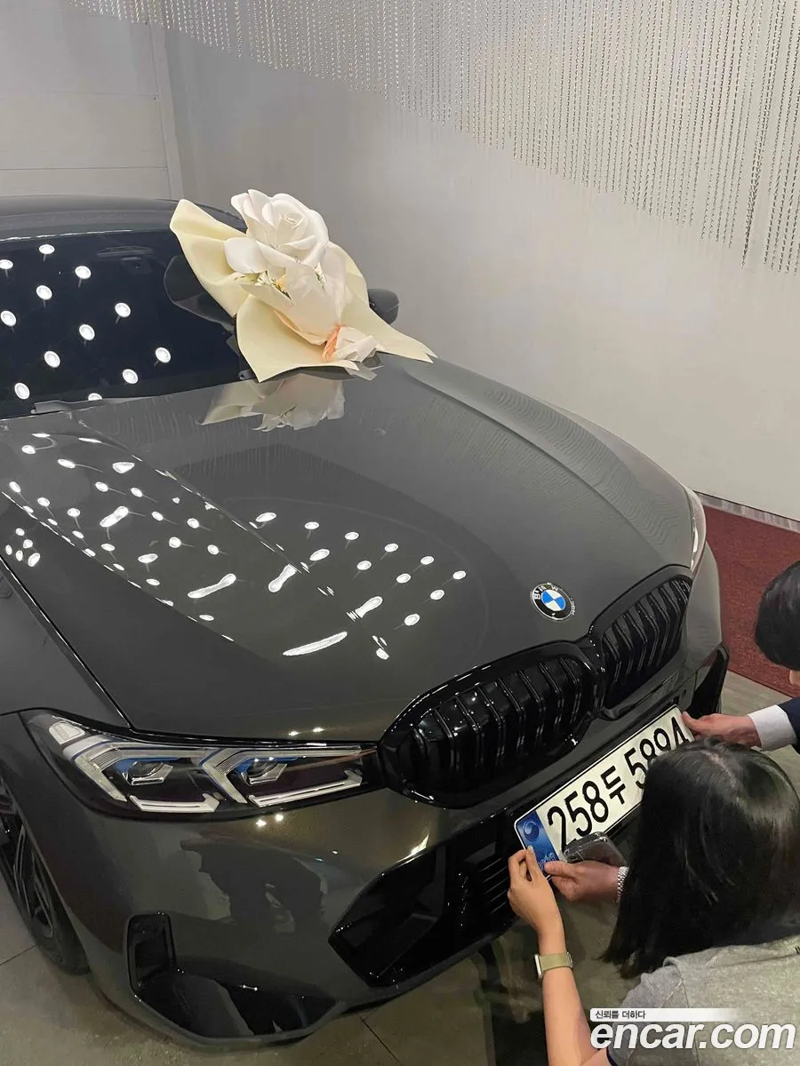 BMW 3 Series 2025 — 5