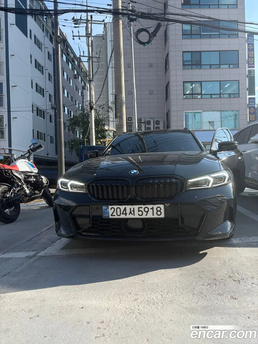 BMW 3 Series 2025 — 3