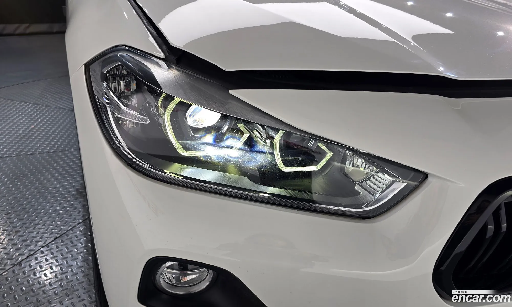 BMW X2 2019 WBA11DF08L5P20148 — 18