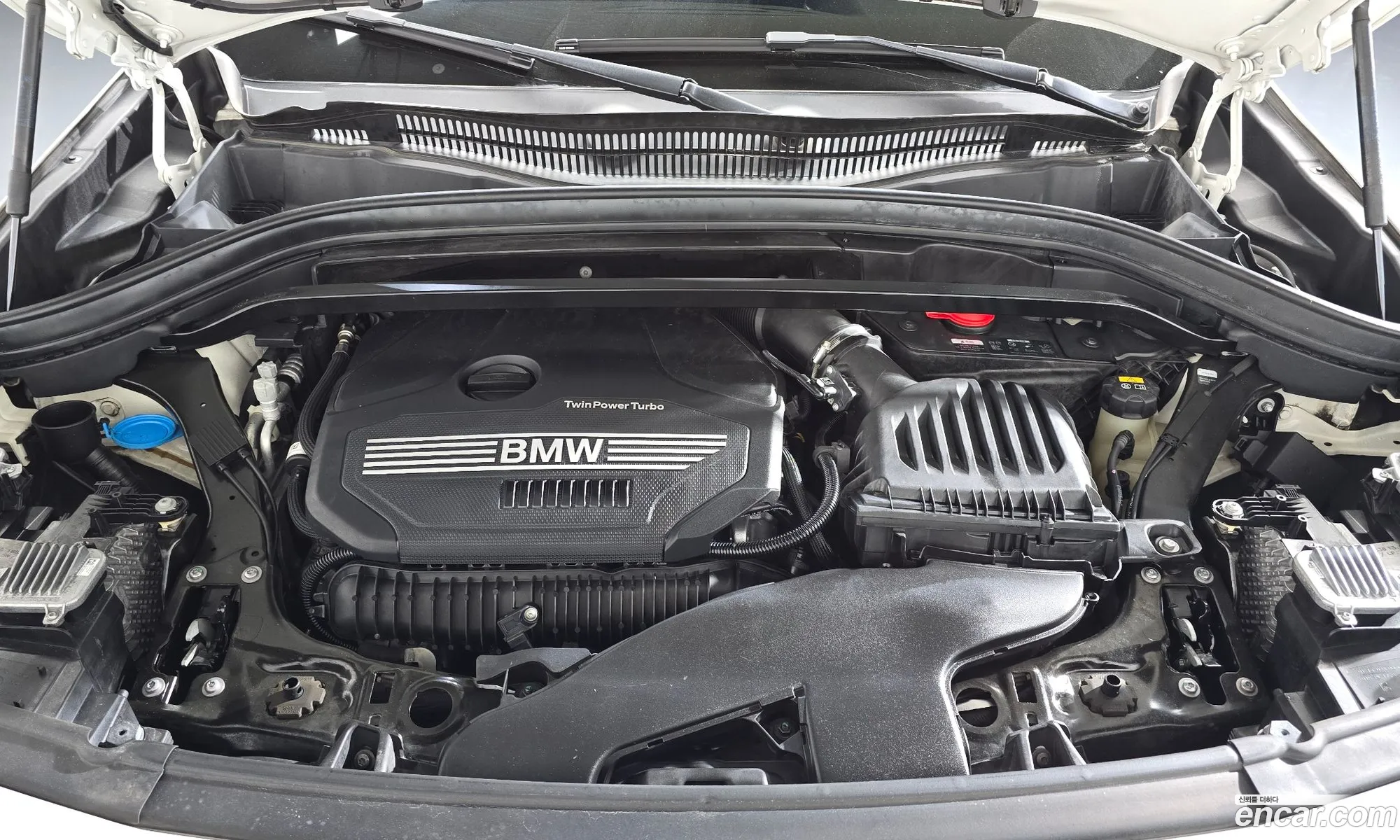 BMW X2 2019 WBA11DF08L5P20148 — 16