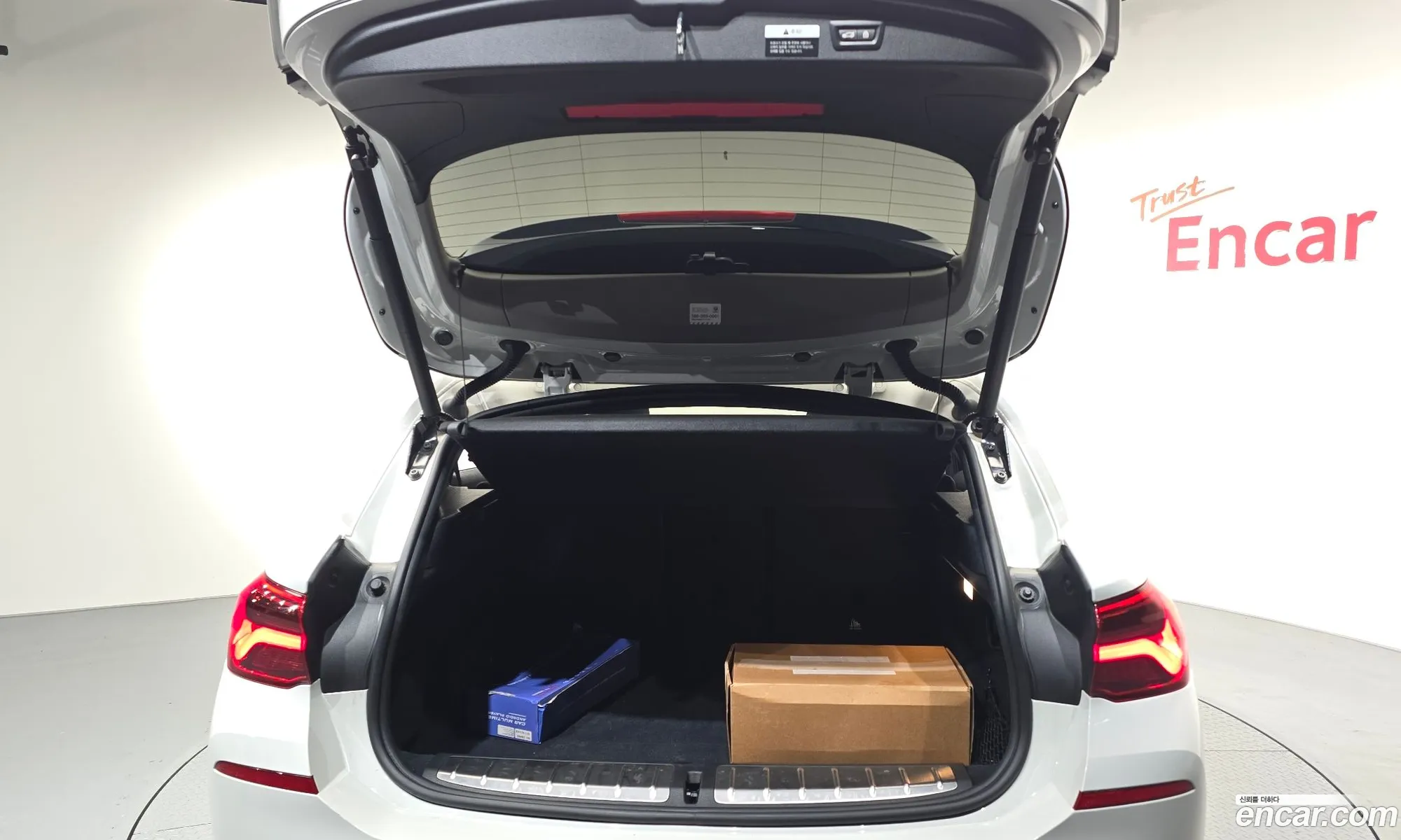 BMW X2 2019 WBA11DF08L5P20148 — 19