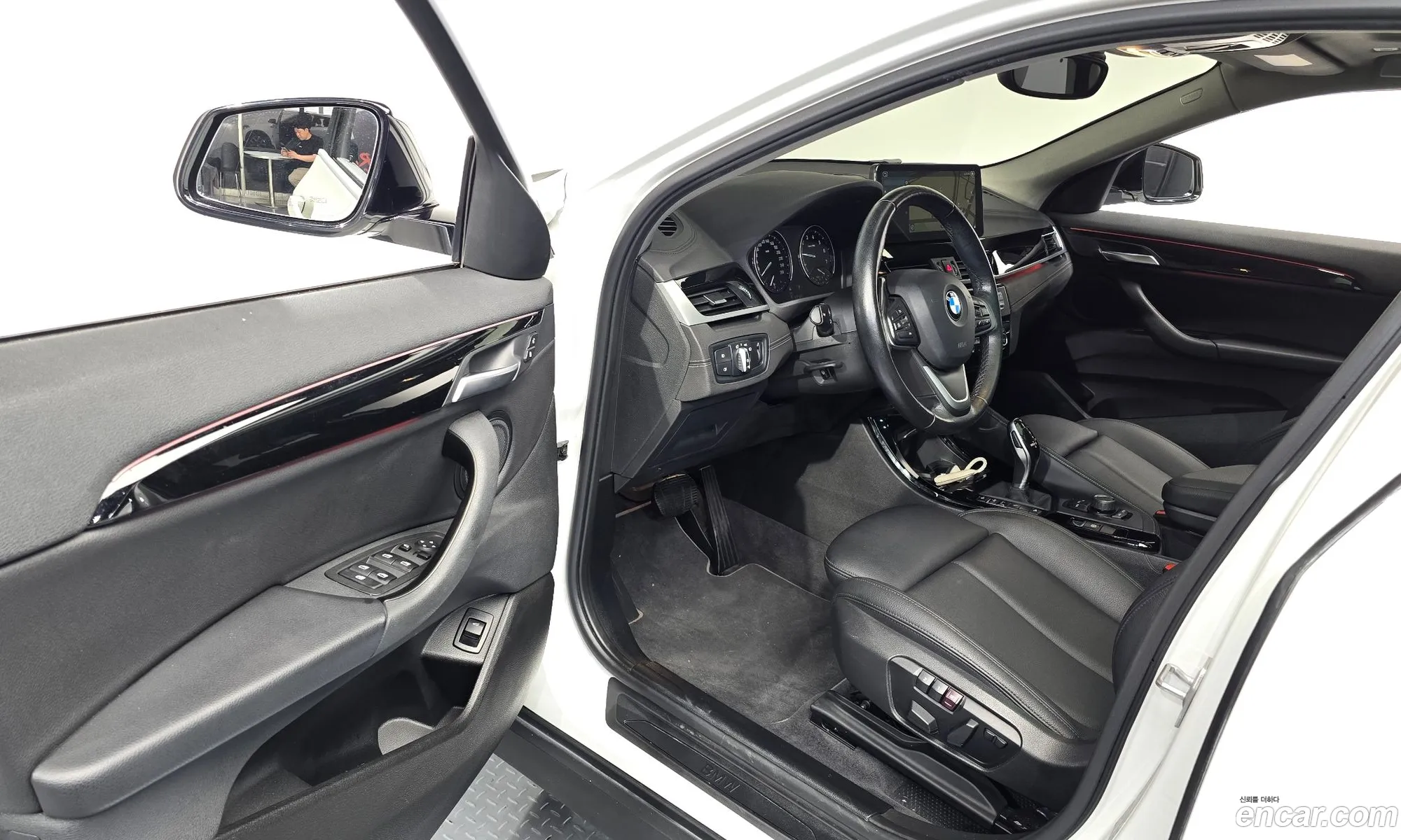 BMW X2 2019 WBA11DF08L5P20148 — 28