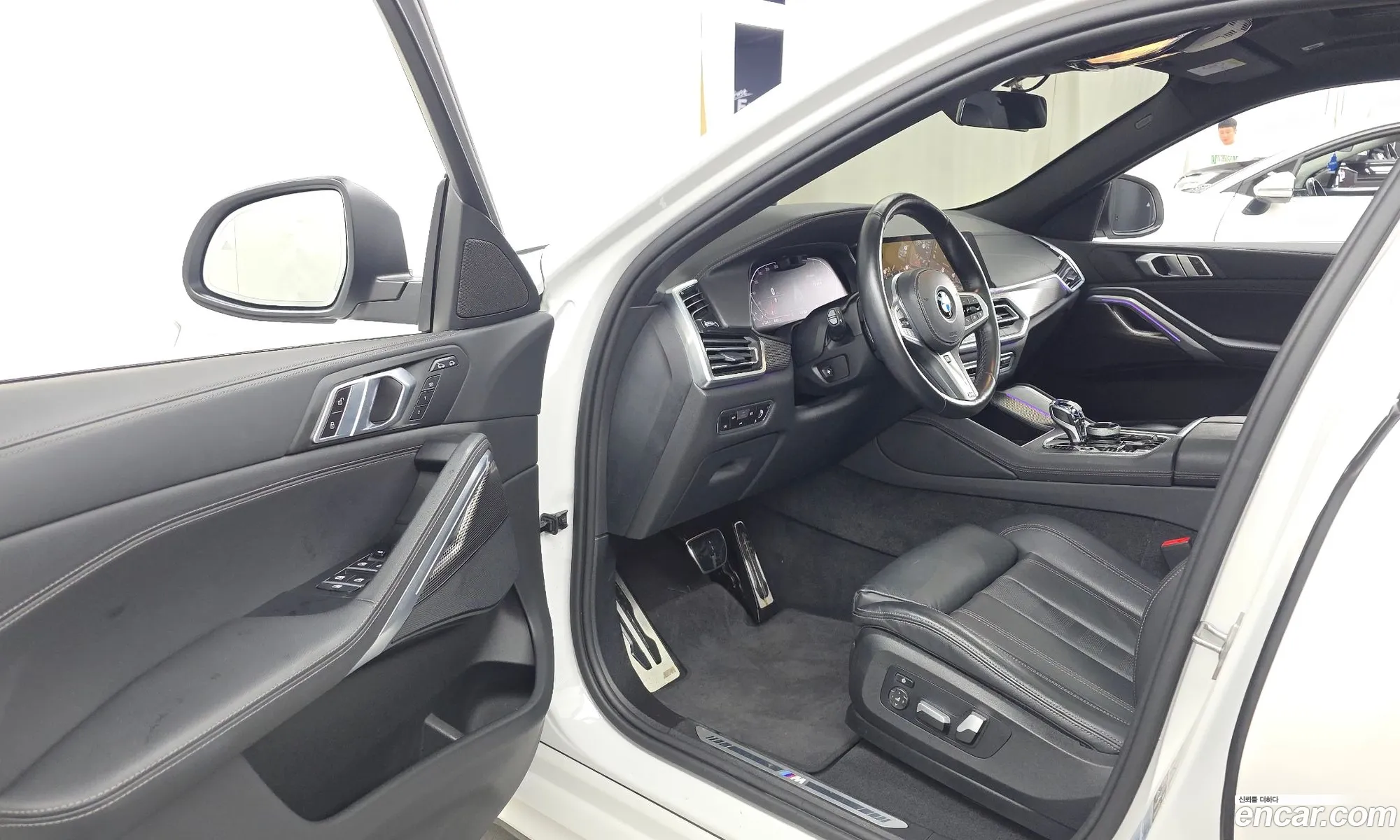 BMW X6 2022 WBACY6102N9J87099 — 17
