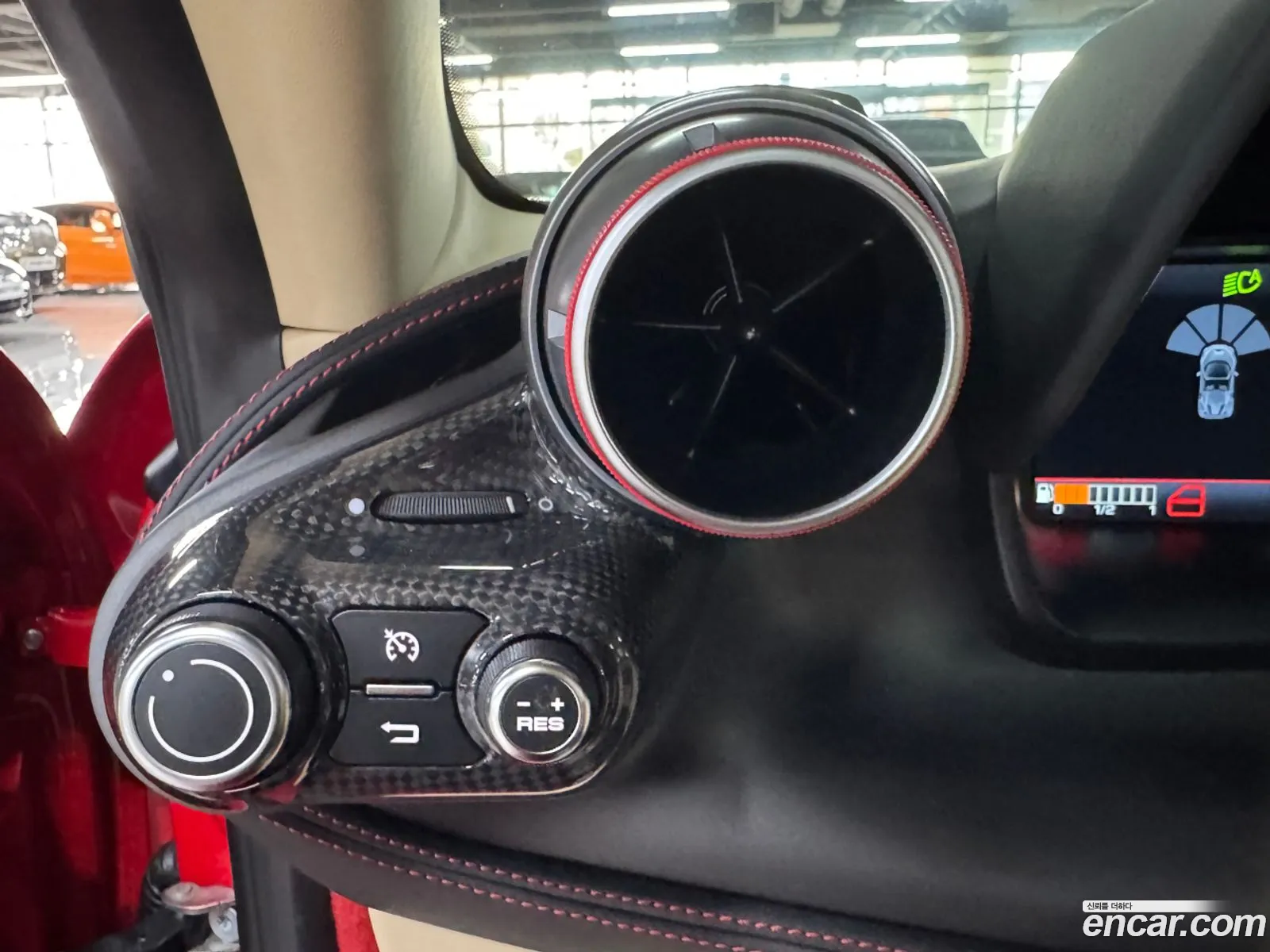 Ferrari F8 Spider 2023 — 14