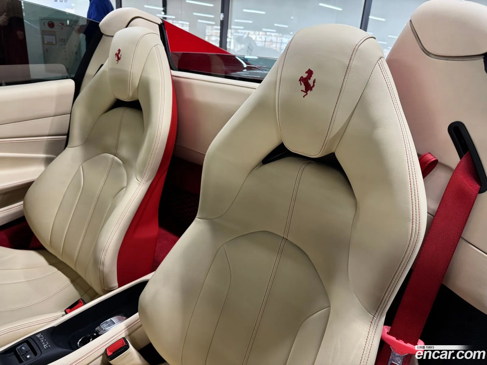 Ferrari F8 Spider 2023 — 20