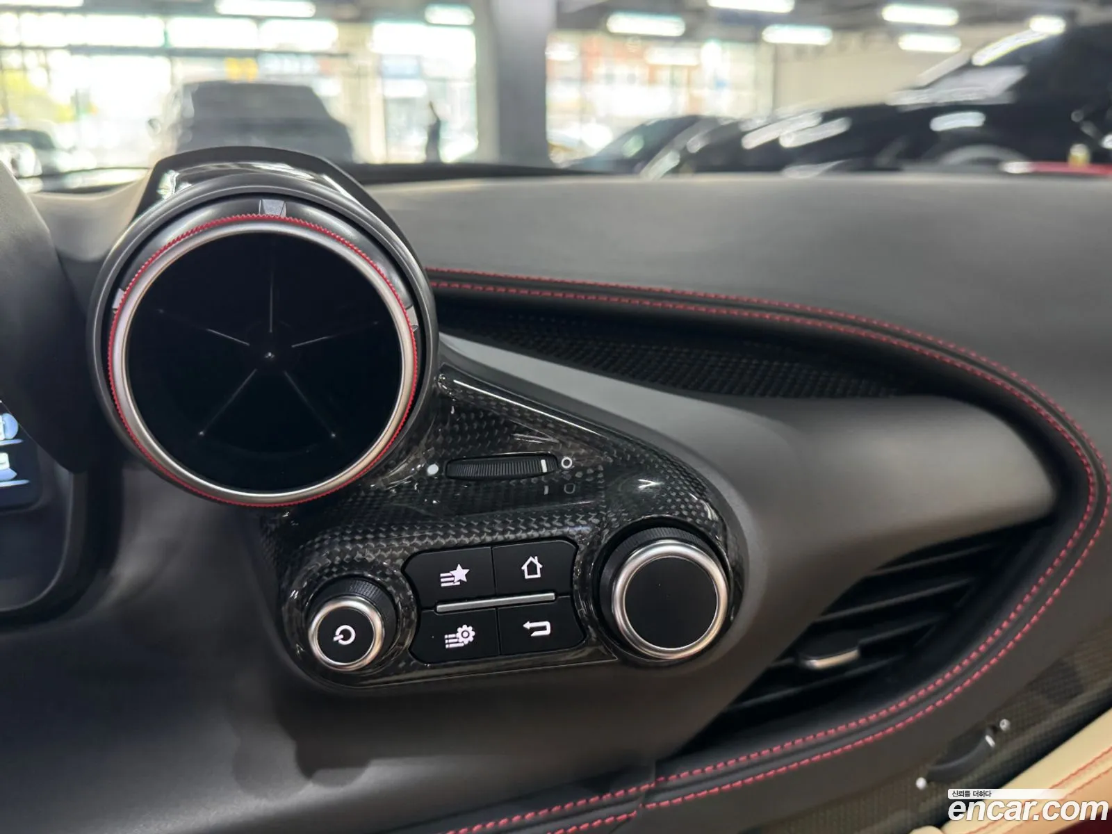 Ferrari F8 Spider 2023 — 15