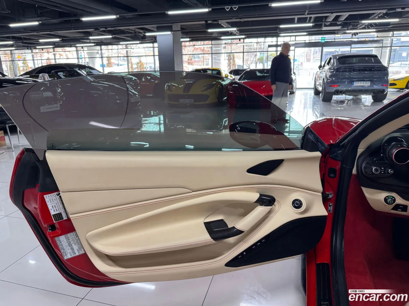 Ferrari F8 Spider 2023 — 3