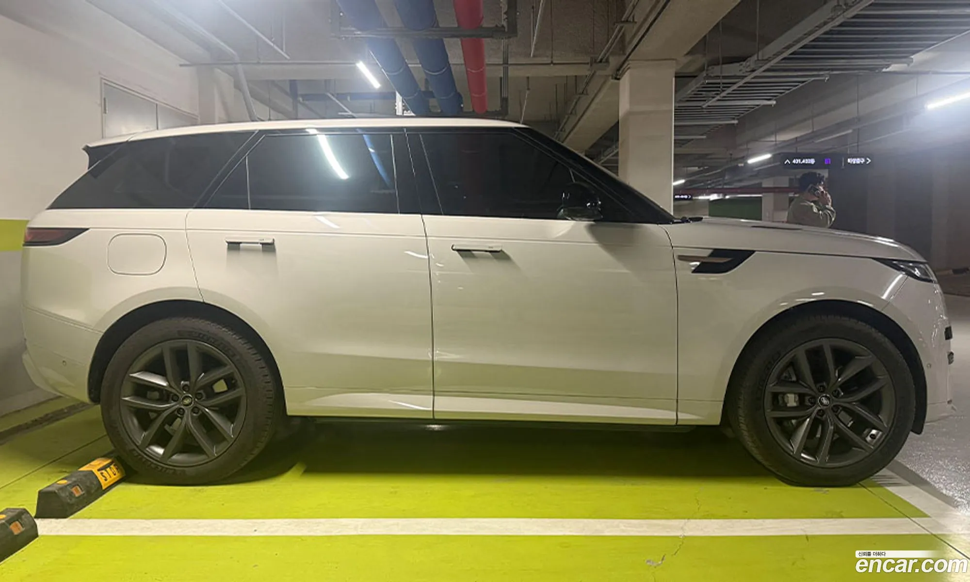 Land Rover Range Rover Sport 2025 — 13