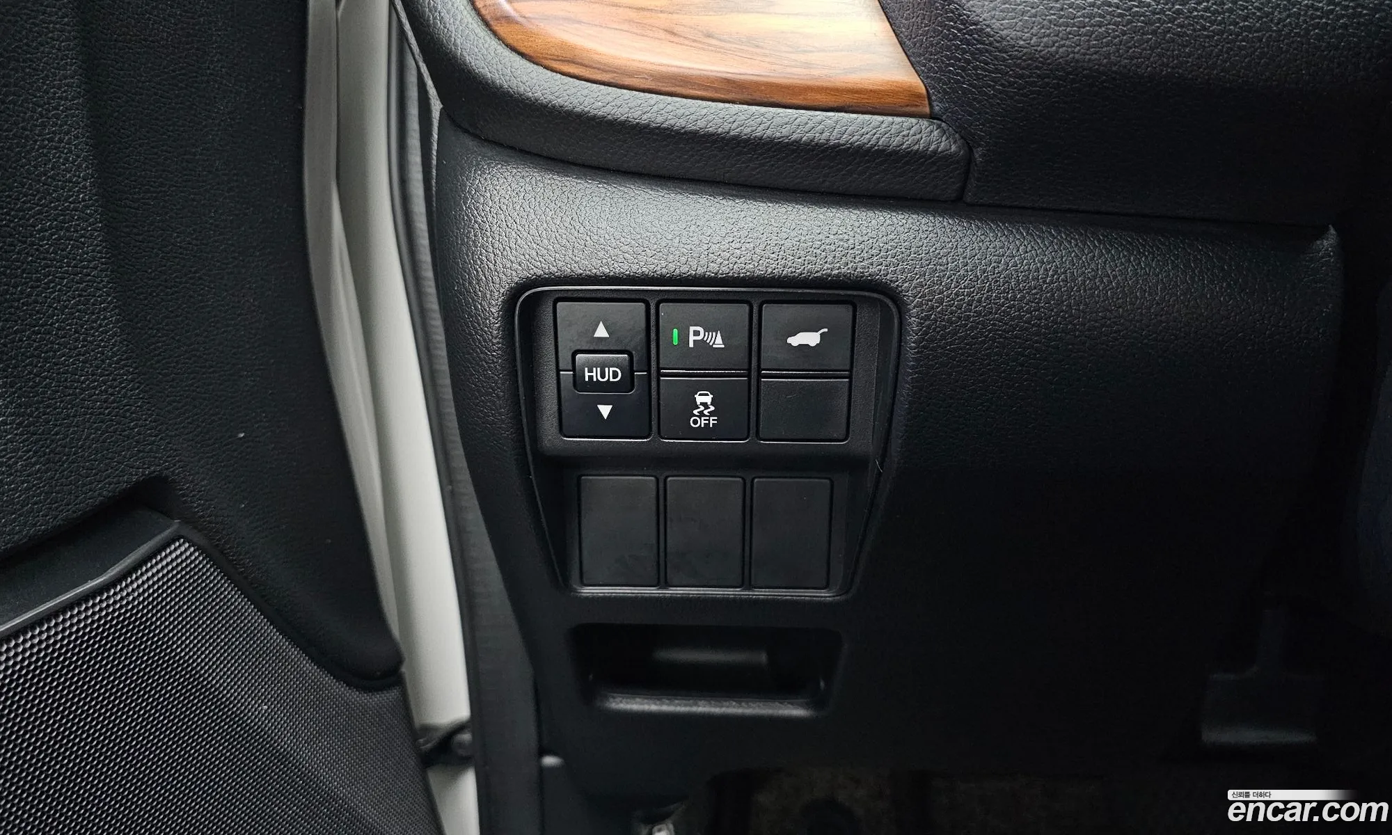 Honda CR-V 2017 5J6RW2890HL522241 — 18