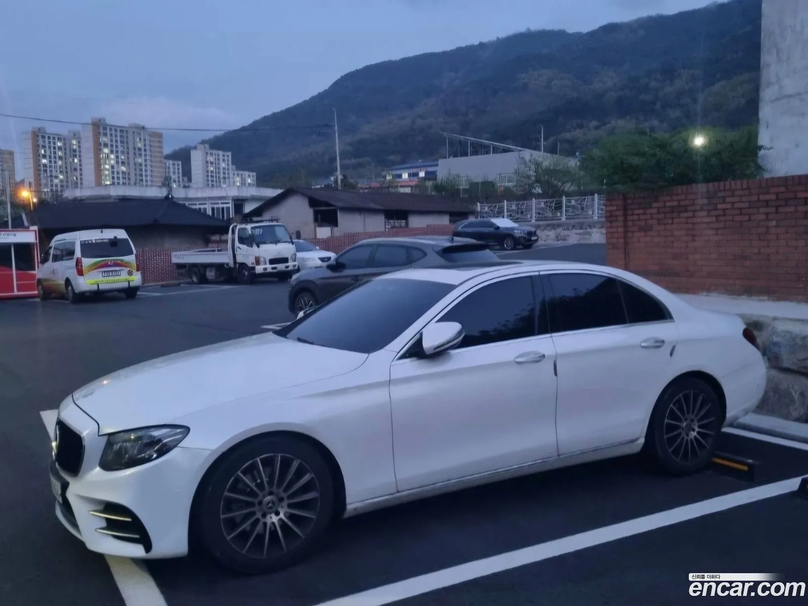 Mercedes-Benz E-Class W213 2017 — 4