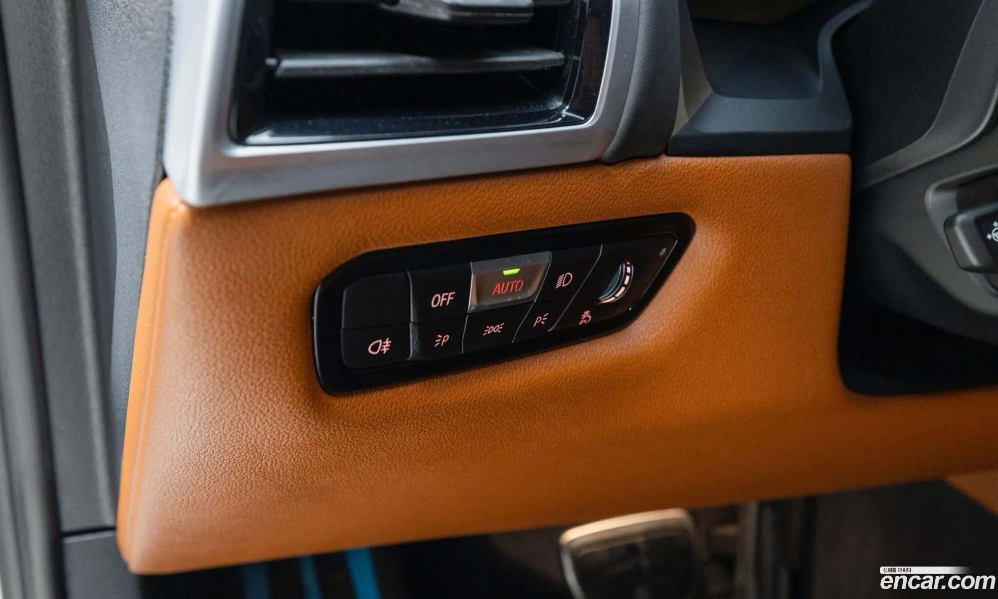 BMW 8 Series 2025 — 8