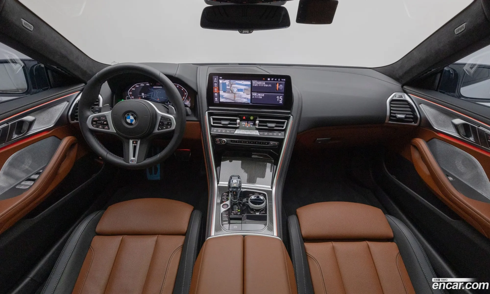 BMW 8 Series 2025 — 17