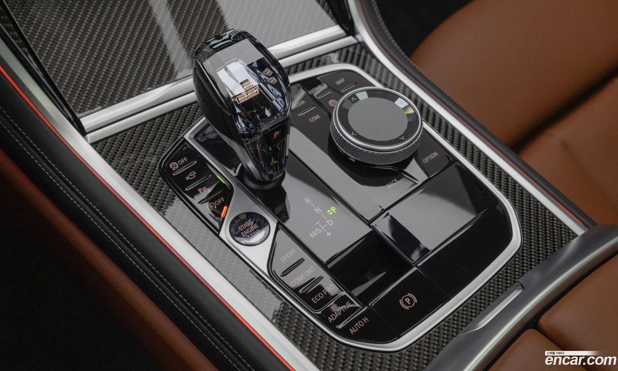 BMW 8 Series 2025 — 19