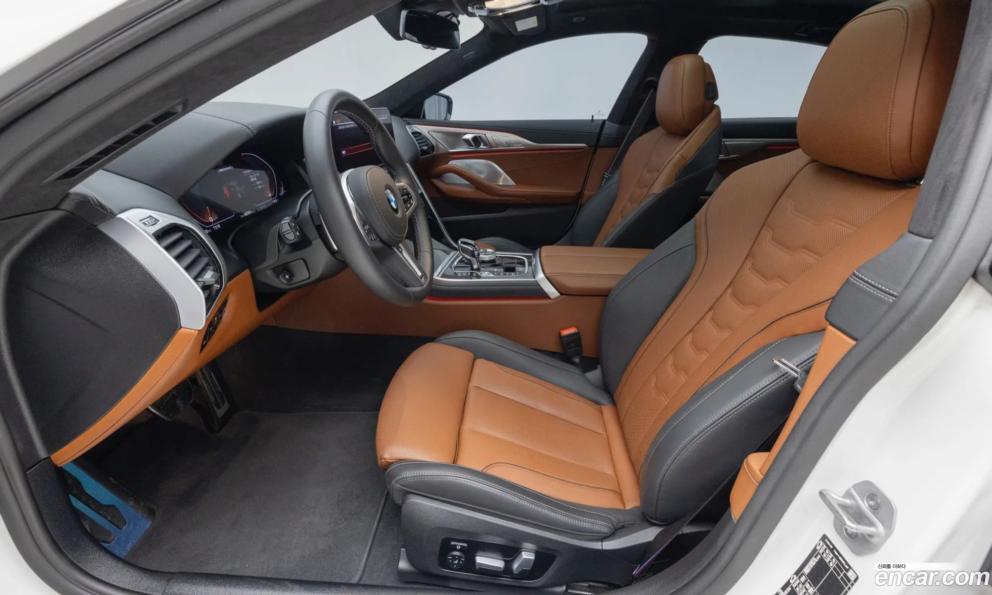 BMW 8 Series 2025 — 4