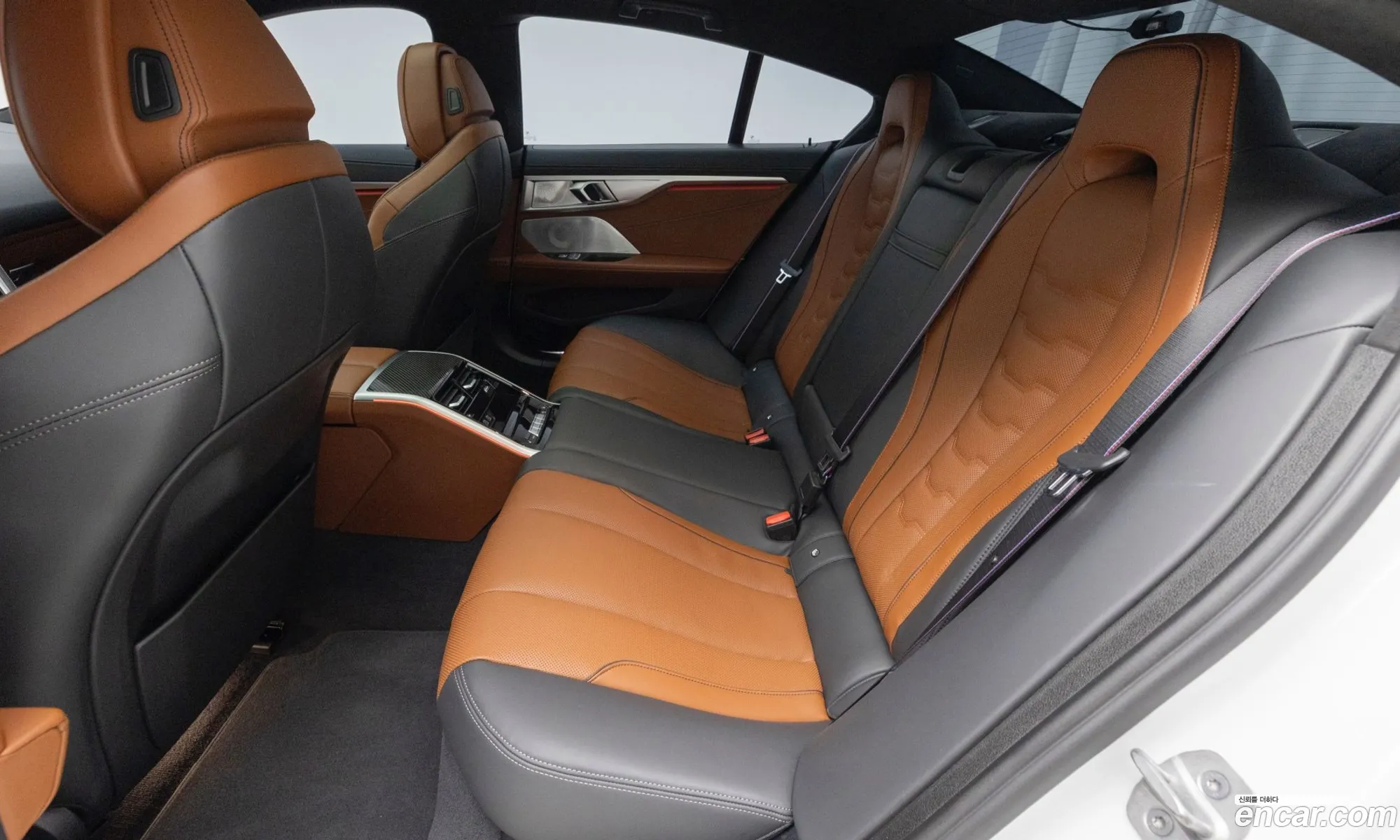 BMW 8 Series 2025 — 2