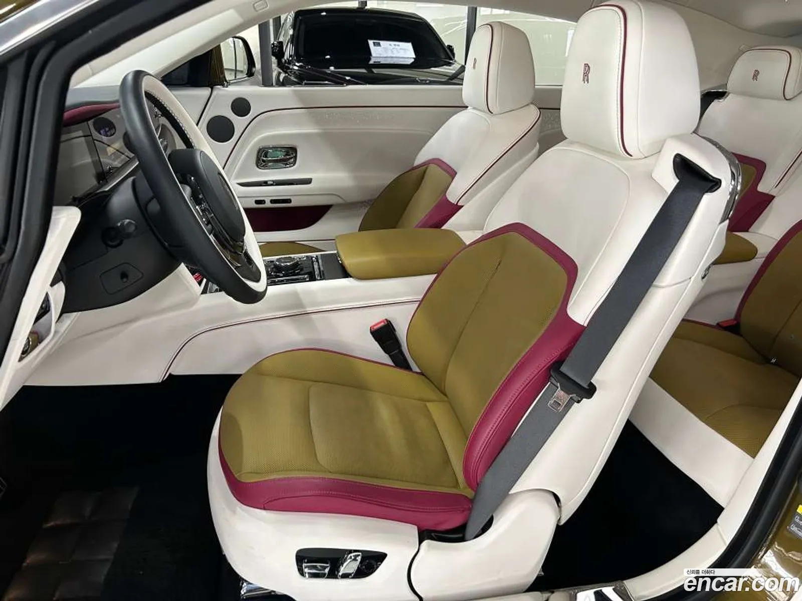 Rolls-Royce Spectre 2024 — 6