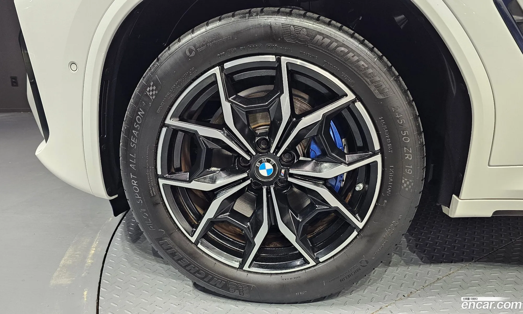 BMW X4 2022 — 17