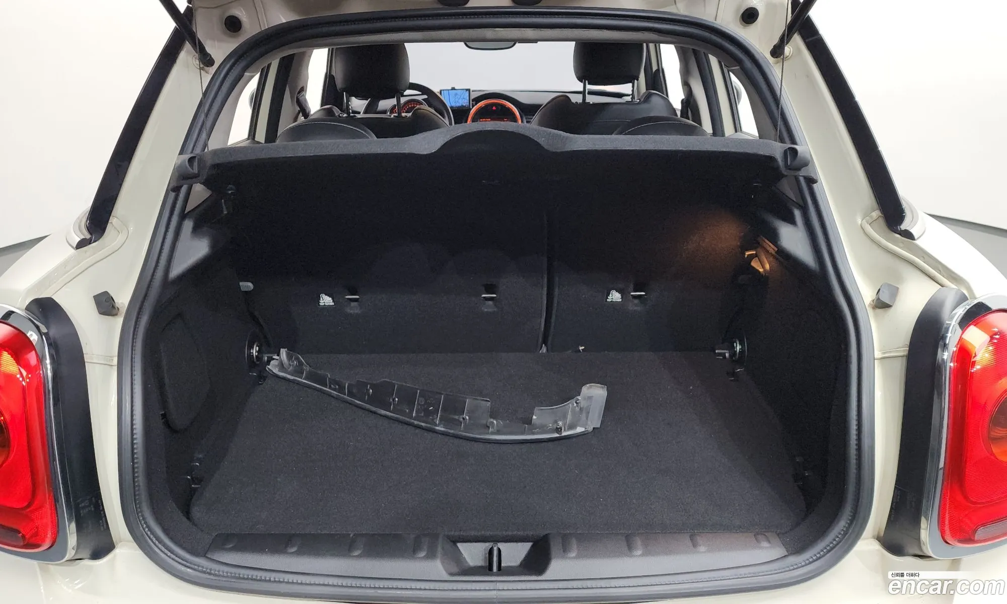 Mini Cooper 2016 WMWXU1104G2D89215 — 11