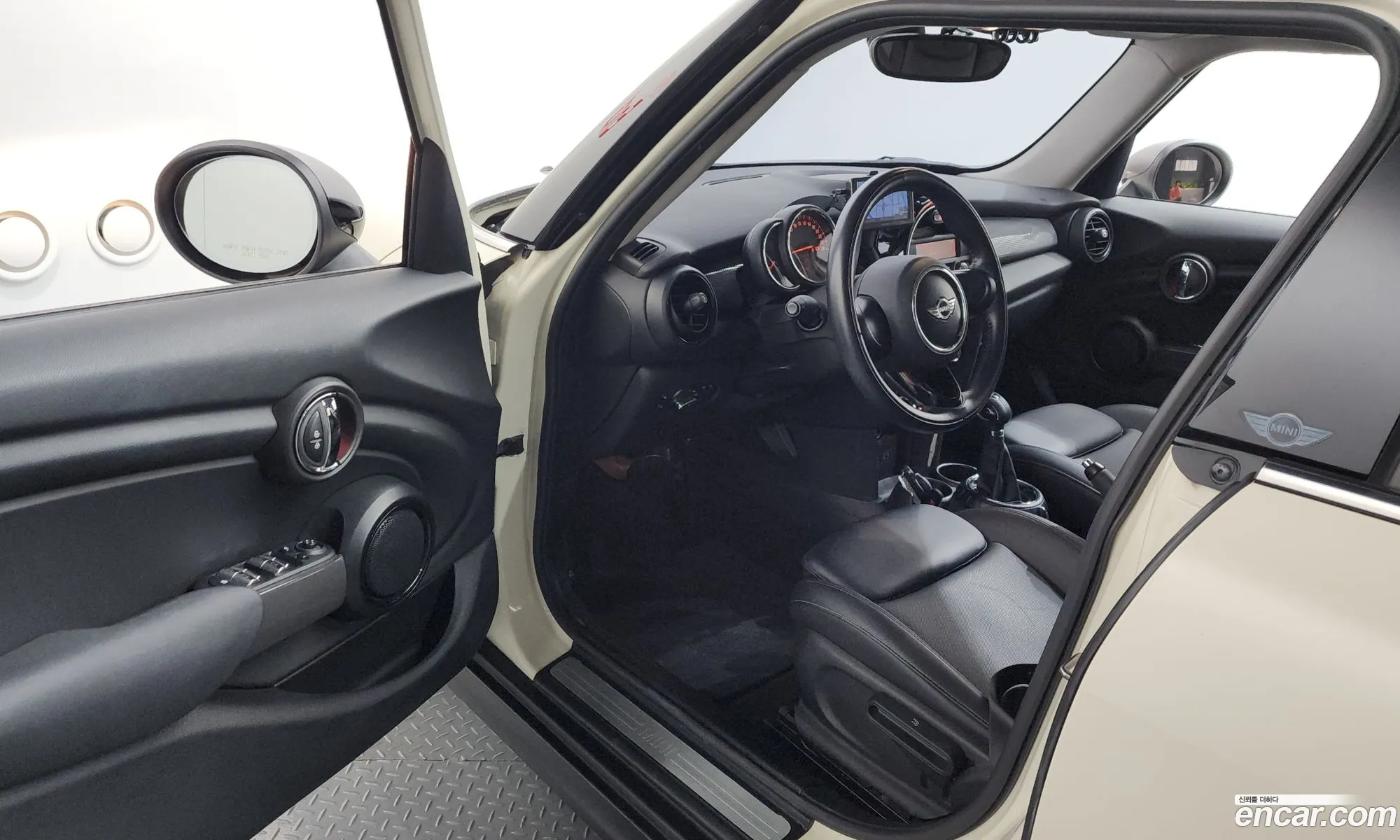 Mini Cooper 2016 WMWXU1104G2D89215 — 17