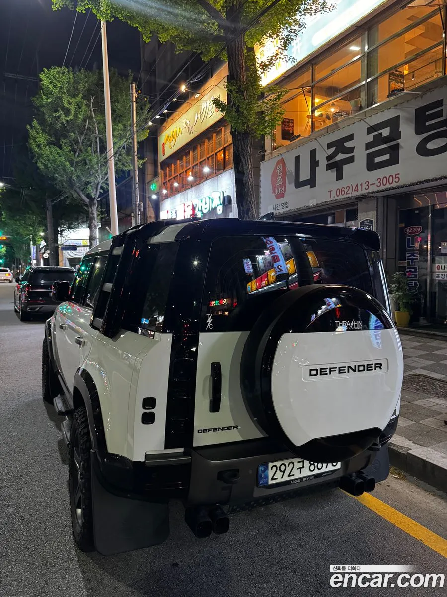 Land Rover Defender 2021 — 3