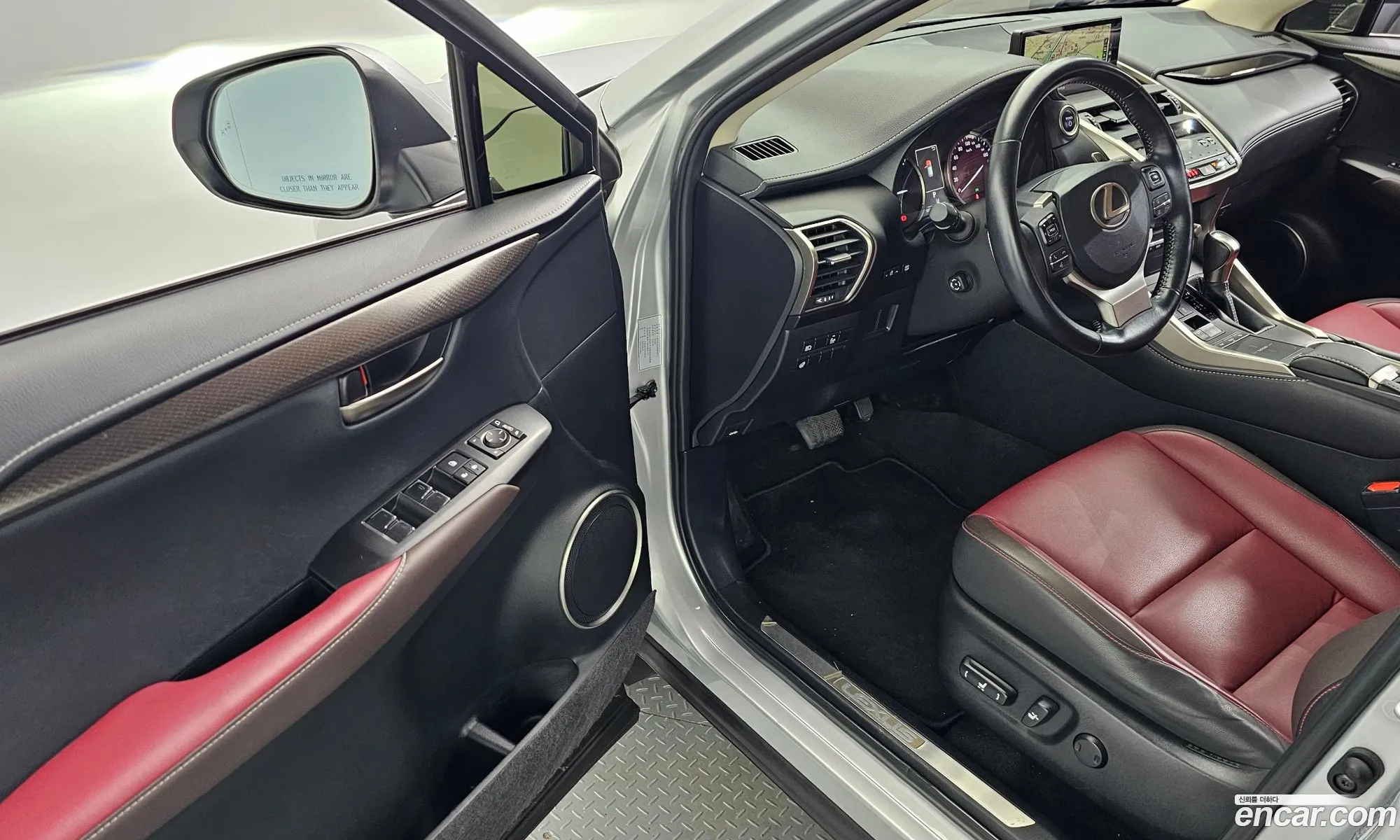 Lexus NX300h 2018 JTJBJRBZ7K2105757 — 18