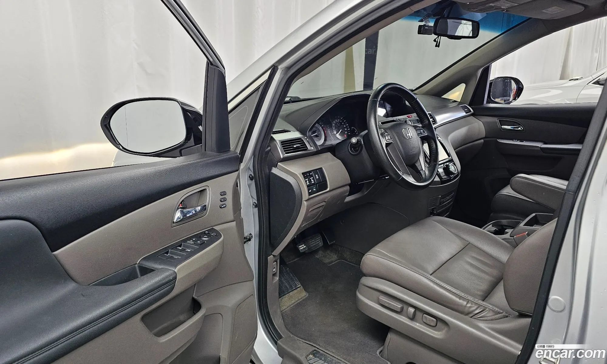 Honda Odyssey 2014 5KBRL5860FB601013 — 13