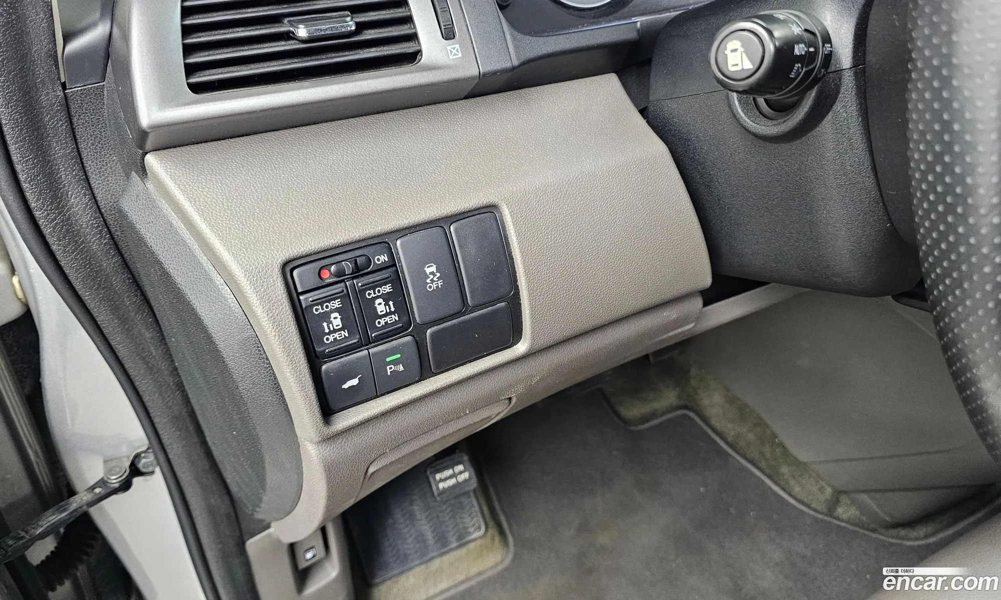 Honda Odyssey 2014 5KBRL5860FB601013 — 5