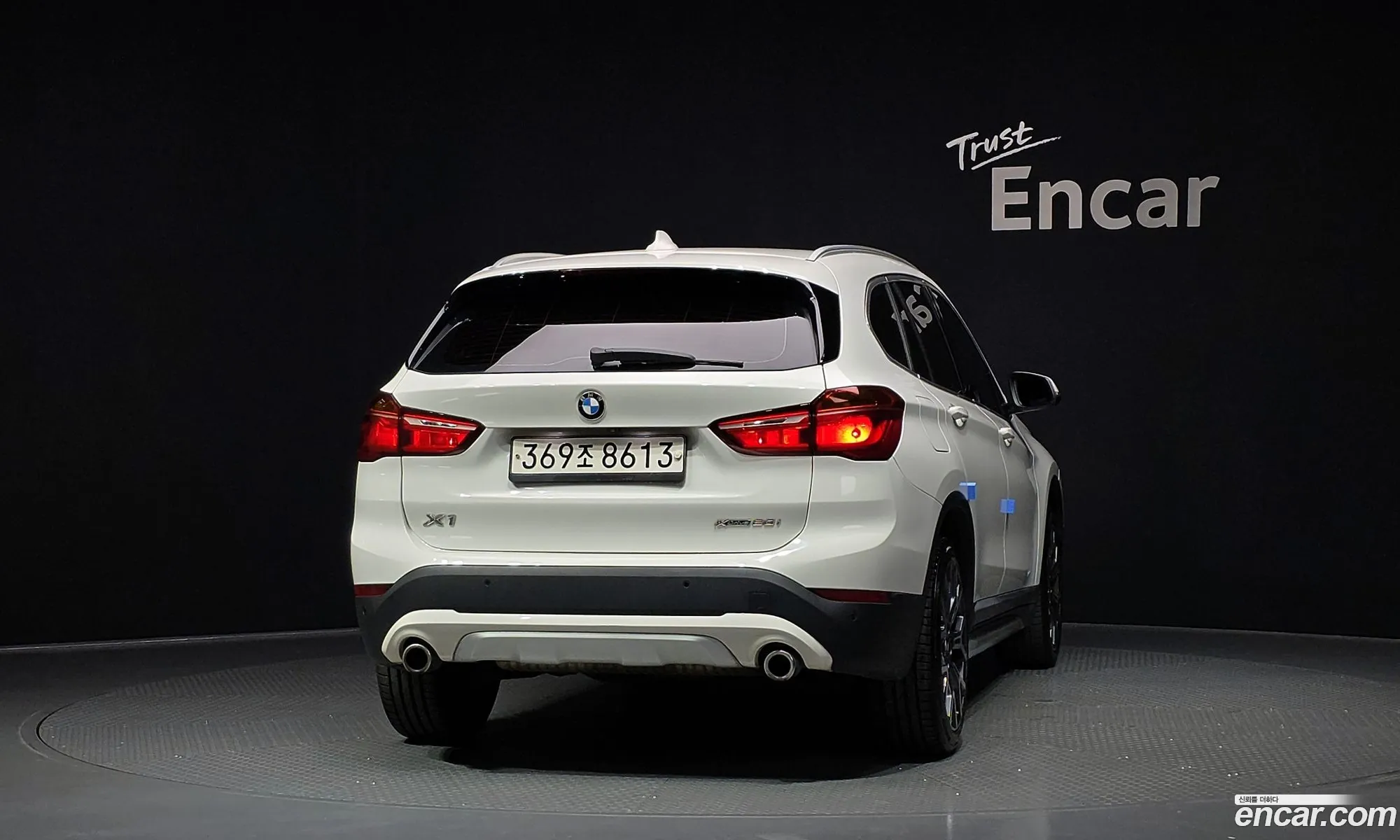 BMW X1 2022 WBA11DG0666666666 — 25