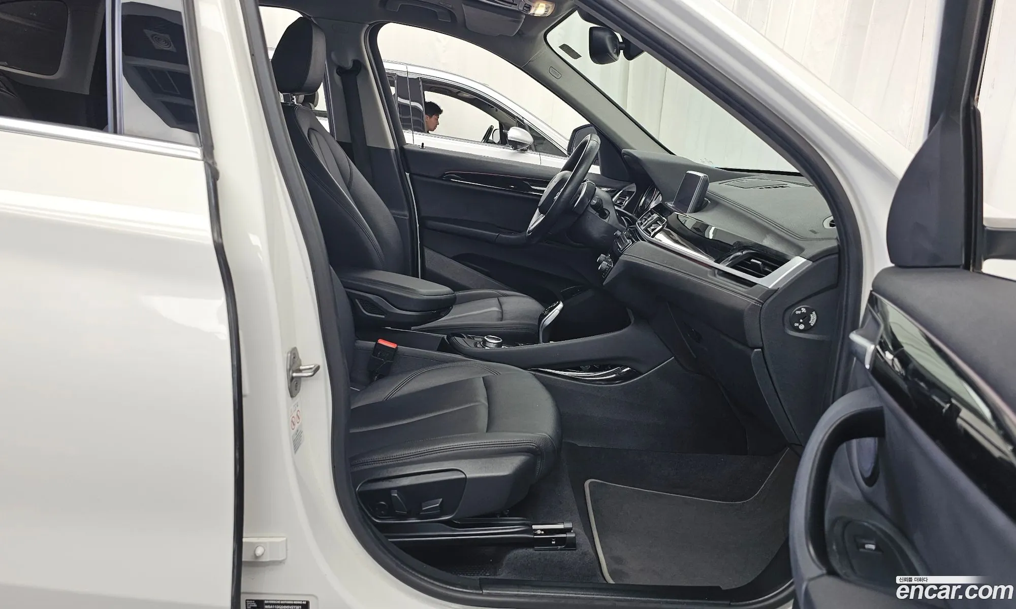 BMW X1 2022 WBA11DG0666666666 — 14